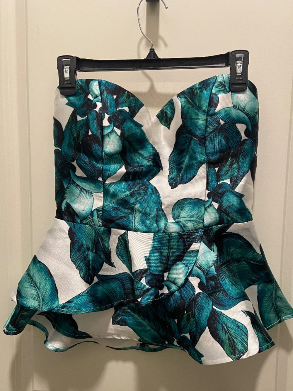 Cals Strapless Formal Top